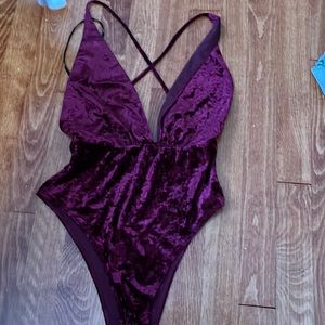 Crushed velvet bobdsuit